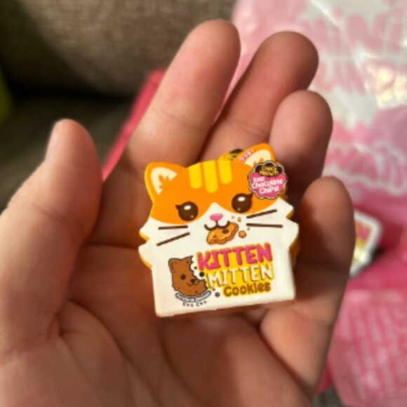 Zuru Mini Brands Kawaii Lot: Pixie Dust Donuts, Toilet Paper, & more - Picture 2 of 5